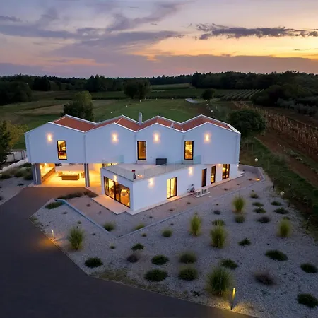 Villa Corolan By Briskva Poreč