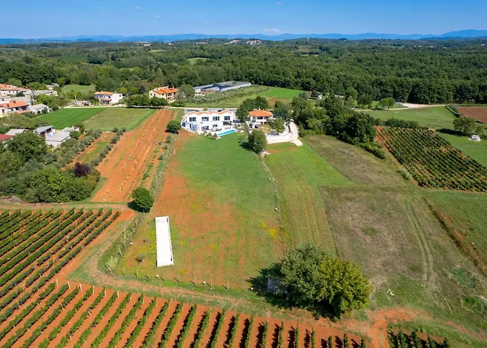 Corolan By Briskva 포레치