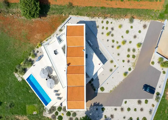 Corolan By Briskva 빌라 *