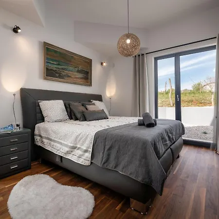 Corolan By Briskva *