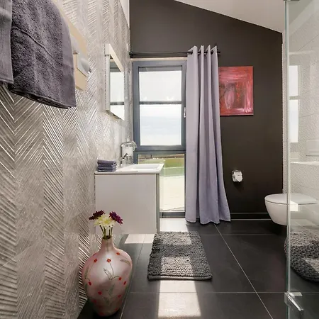 Corolan By Briskva ヴィラ