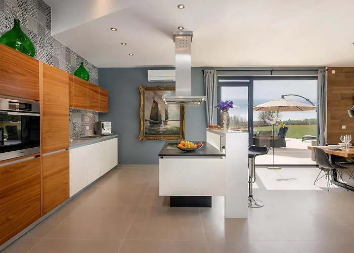 Vila Corolan By Briskva *